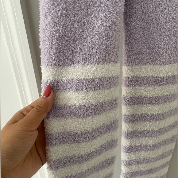 Uniqlo HEATTECH Fuzzy Stripe Leggings - Picture 2 of 5